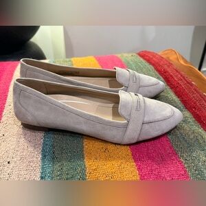 VIONIC printed toe grey suede flat loafer size 10W